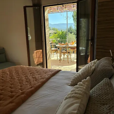 Apartment Sous La Pergola *