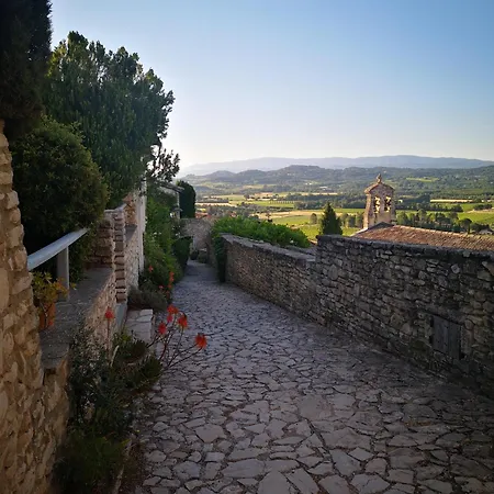 Sous La Pergola * Saint-Saturnin-d'Apt